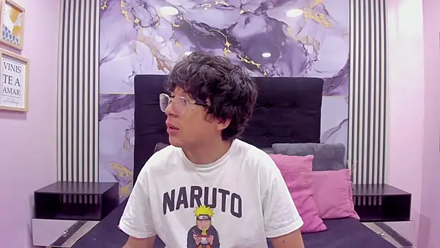 Snapshot of Desire_Ecstasy chatting on November 26, 12:49 pm Desire Ecstasy online show from November 26, 12:49 pm