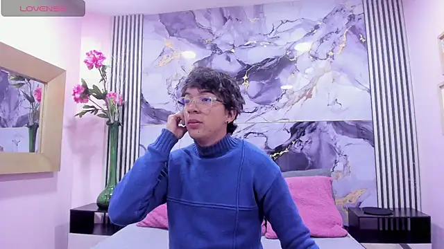 Snapshot of Desire_Ecstasy chatting on October 21, 1:10 pm Desire Ecstasy online show from October 21, 1:10 pm