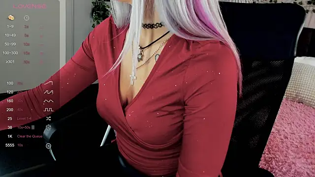 Snapshot of Kira_Key chatting on November 22, 1:59 am Kira Key online show from November 22, 1:59 am