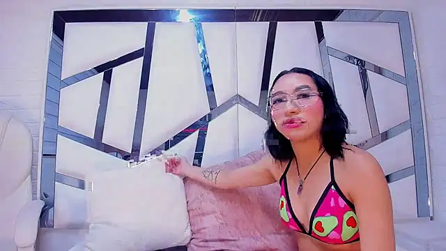 KiaraandEnzzo  online show from September 9, 3:16 am