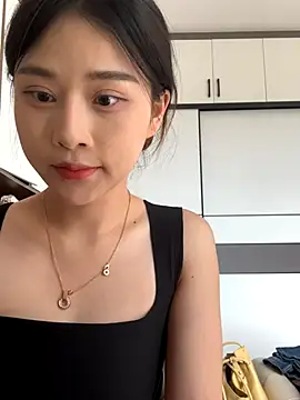 Snapshot of Alissa_AA chatting on September 24, 8:21 am Alissa AA online show from September 24, 8:21 am