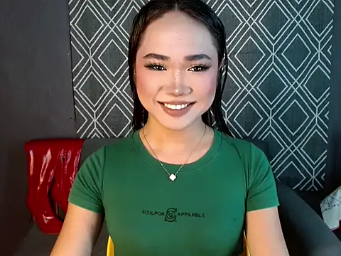 hugesignificant 69 online show from October 18, 3:25 pm