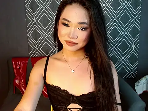 hugesignificant 69 online show from October 12, 1:45 pm