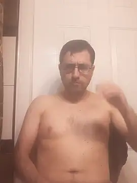 Gearsuit online show from November 4, 7:06 pm