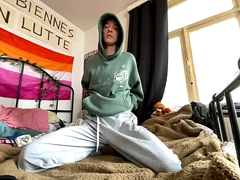 Snapshot of Styxlust chatting on October 5, 9:44 am Styxlust online show from October 5, 9:44 am