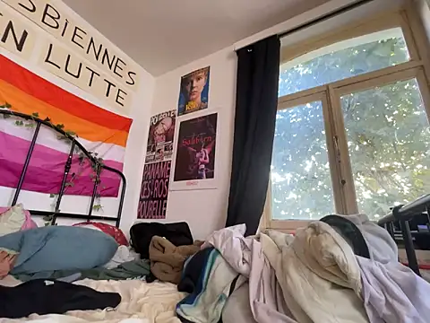 Snapshot of Styxlust chatting on September 28, 12:12 pm Styxlust online show from September 28, 12:12 pm