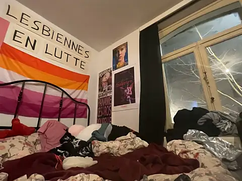 Snapshot of Styxlust chatting on February 28, 9:58 pm Styxlust online show from February 28, 9:58 pm