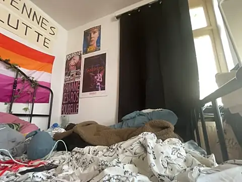 Snapshot of Styxlust chatting on October 1, 1:59 pm Styxlust online show from October 1, 1:59 pm