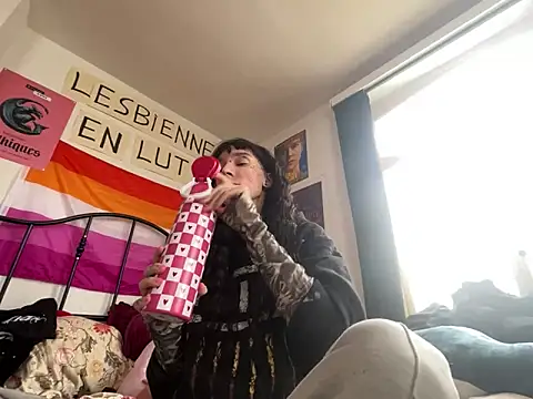 Snapshot of Styxlust chatting on March 1, 1:22 pm Styxlust online show from March 1, 1:22 pm