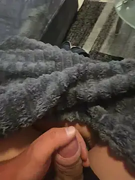 bigdicksklave online show from June 8, 8:42 pm
