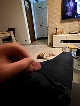 Snapshot of bigdicksklave chatting on February 10, 9:14 pm bigdicksklave online show from February 10, 9:14 pm