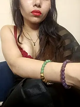 TheSassyGirl7 online show from March 25, 6:18 pm