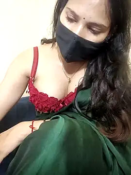 TheSassyGirl7 online show from March 6, 6:36 pm