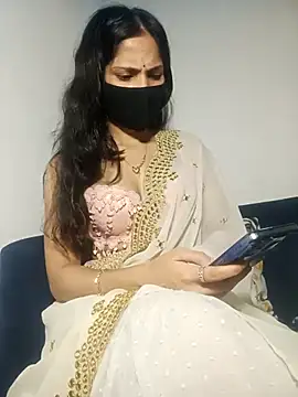 Snapshot of TheSassyGirl7 chatting on November 4, 6:01 pm TheSassyGirl7 online show from November 4, 6:01 pm