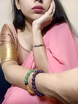 Snapshot of TheSassyGirl7 chatting on February 22, 6:53 pm TheSassyGirl7 online show from February 22, 6:53 pm