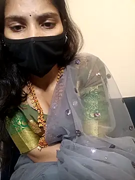 Snapshot of TheSassyGirl7 chatting on December 17, 6:02 pm TheSassyGirl7 online show from December 17, 6:02 pm