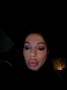 Bella Vixen  online show from November 6, 8:02 pm