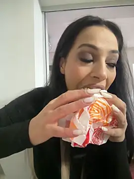 Bella Vixen  online show from October 29, 8:08 pm