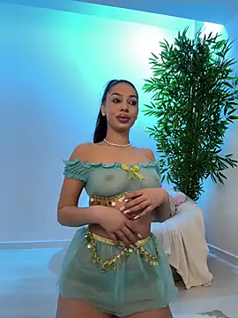 Bella Vixen  online show from February 8, 6:38 pm