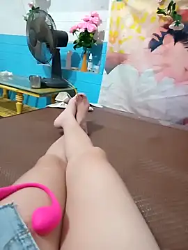 Snapshot of Thaohoa_love chatting on October 22, 5:01 pm Thaohoa love online show from October 22, 5:01 pm