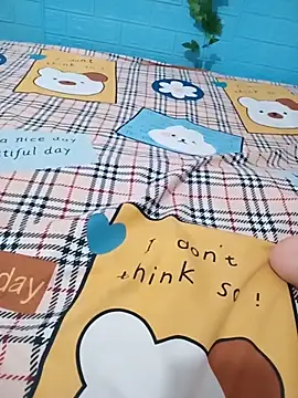 Snapshot of Thaohoa_love chatting on February 28, 9:25 pm Thaohoa love online show from February 28, 9:25 pm