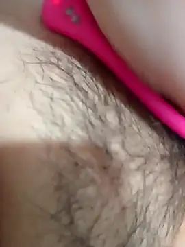 Snapshot of Thaohoa_love chatting on February 12, 6:18 pm Thaohoa love online show from February 12, 6:18 pm