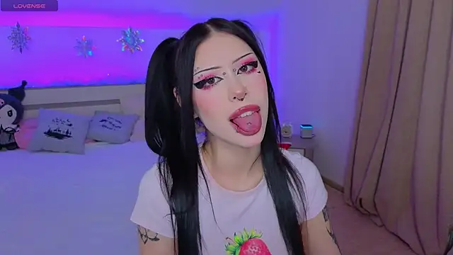 venomeowww   online show from December 20, 3:42 am