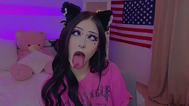 venomeowww   online show from February 5, 4:08 am