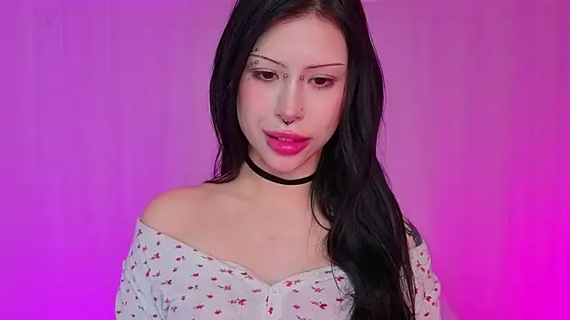 venomeowww   online show from November 25, 4:13 am