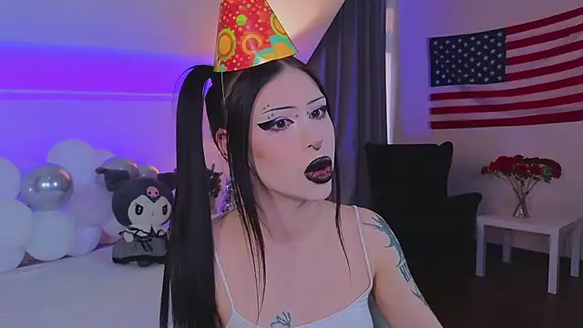 venomeowww   online show from January 7, 3:55 am