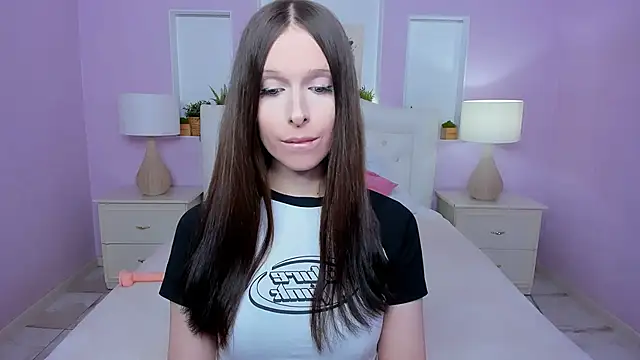 dark k1tty online show from April 3, 6:47 pm