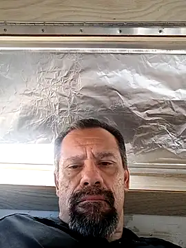 Snapshot of curiousonlooker10 chatting on December 16, 6:23 pm curiousonlooker10 online show from December 16, 6:23 pm