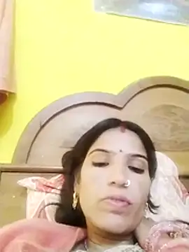 Snapshot of Riya_jaan12 chatting on November 18, 8:28 am Riya jaan12 online show from November 18, 8:28 am