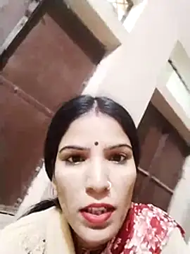 Snapshot of Riya_jaan12 chatting on November 10, 1:43 am Riya jaan12 online show from November 10, 1:43 am