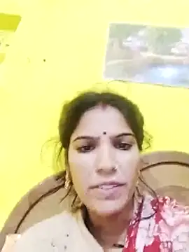 Snapshot of Riya_jaan12 chatting on November 17, 4:27 am Riya jaan12 online show from November 17, 4:27 am