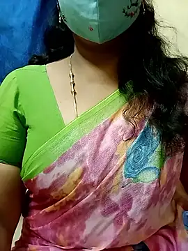 Snapshot of sushma26 chatting on May 7, 12:48 am sushma26 online show from May 7, 12:48 am