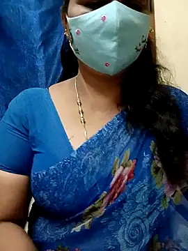 Snapshot of sushma26 chatting on June 7, 6:02 pm sushma26 online show from June 7, 6:02 pm