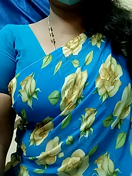 Snapshot of sushma26 chatting on May 21, 5:54 pm sushma26 online show from May 21, 5:54 pm