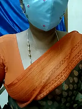 Snapshot of sushma26 chatting on June 12, 6:16 pm sushma26 online show from June 12, 6:16 pm