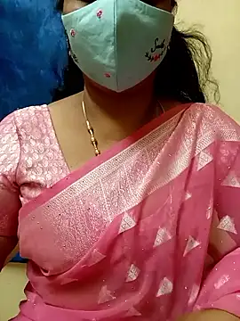 Snapshot of sushma26 chatting on May 3, 7:28 pm sushma26 online show from May 3, 7:28 pm