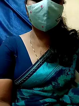 Snapshot of sushma26 chatting on May 13, 5:53 pm sushma26 online show from May 13, 5:53 pm