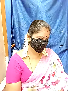 sushma26 online show from October 4, 10:00 pm