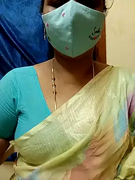 Snapshot of sushma26 chatting on May 2, 6:57 pm sushma26 online show from May 2, 6:57 pm
