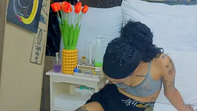 CaramelNatashaxx online show from October 22, 11:31 am