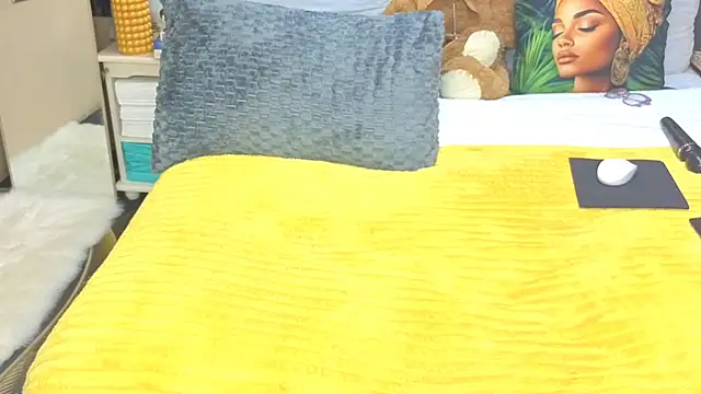 CaramelNatashaxx online show from April 16, 10:23 pm