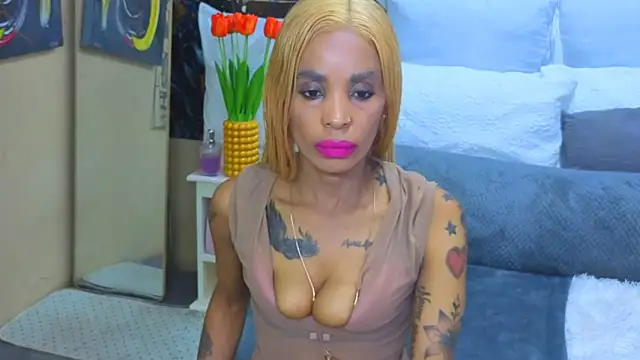 CaramelNatashaxx online show from September 22, 2:12 pm