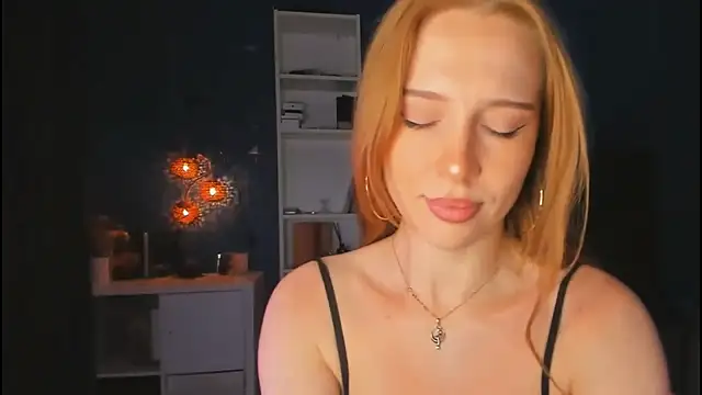 Snapshot of Eviesa_Soffija chatting on October 26, 8:48 am Eviesa Soffija online show from October 26, 8:48 am