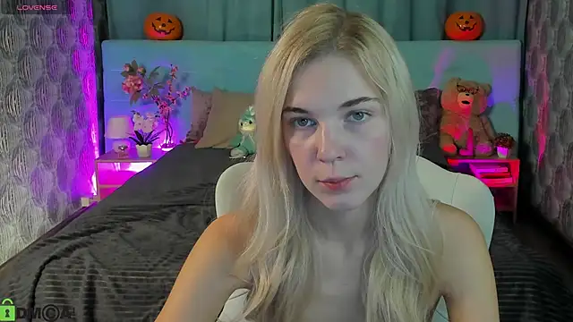 Aurora Bennet online show from October 22, 12:21 am