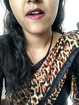 AnanyaKapoor89 online show from October 7, 8:26 am