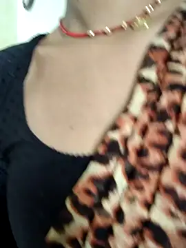 AnanyaKapoor89 online show from September 10, 6:34 am